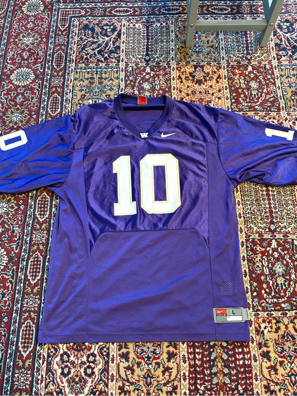 Nike University of Washington #10 Football Jersey, Size Large, EUC